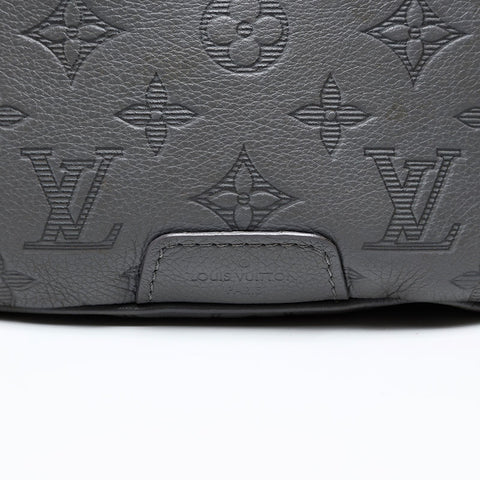LOUIS VUITTON Monogram Shadow Discovery Bumbag PM Waist bag gray WS20656