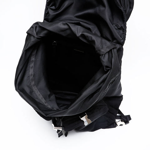 PRADA Nylon Backpack Â· Daypack black WS20720