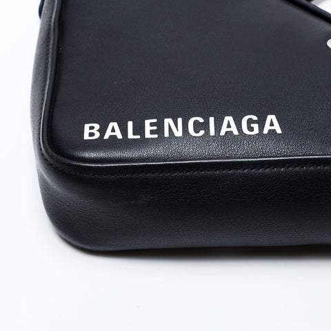 BALENCIAGA Leather Triangle Dull Duffle Shoulder Bag black WS20750
