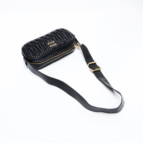 Miu Miu Matelasse Camera Bag Shoulder Bag black WS20755