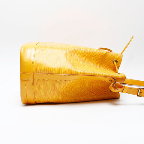 LOUIS VUITTON 1995 Epi Noe Shoulder Bag yellow WS20771
