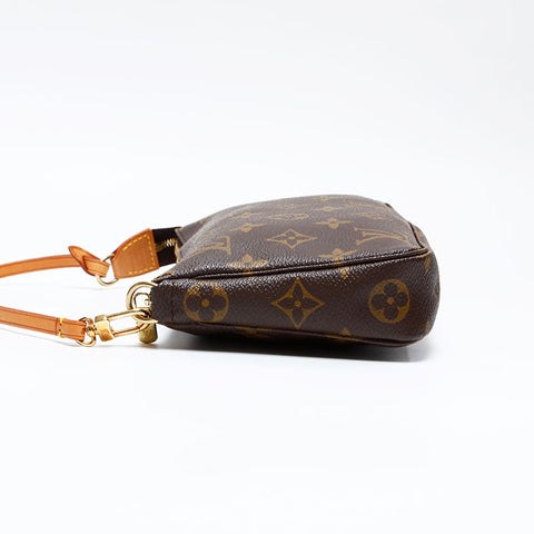 LOUIS VUITTON 2001 Monogram Pochette Accessoires Handbag Brown WS20790