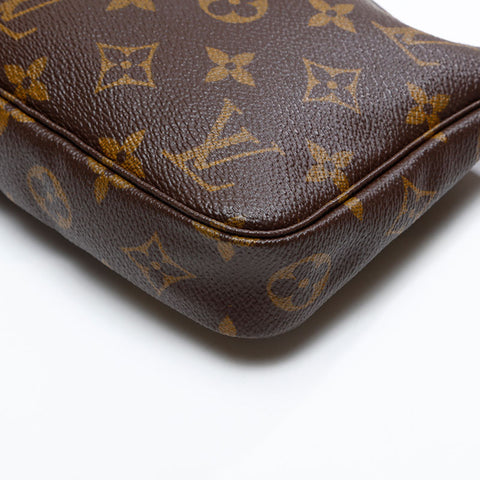 LOUIS VUITTON 2001 Monogram Pochette Accessoires Handbag Brown WS20790