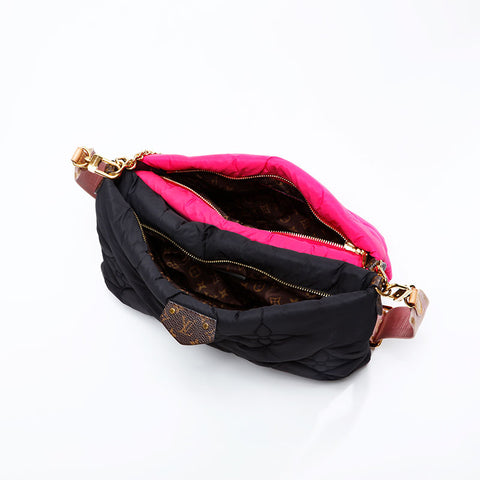 LOUIS VUITTON Maxi Multi Pochette Accessoires Shoulder Bag Black x pink WS20795