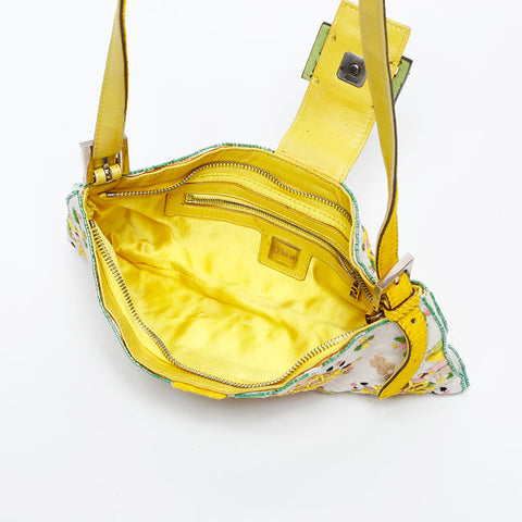 FENDI Beaded Flower Mamma Bucket Shoulder Bag white WS20806