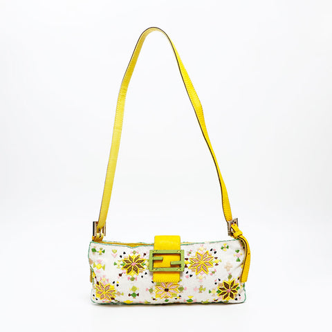 FENDI Beaded Flower Mamma Bucket Shoulder Bag white WS20806