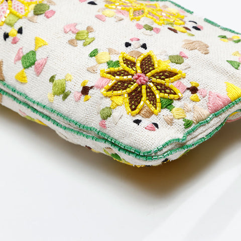 FENDI Beaded Flower Mamma Bucket Shoulder Bag white WS20806