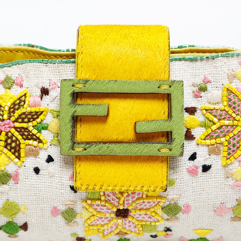 FENDI Beaded Flower Mamma Bucket Shoulder Bag white WS20806
