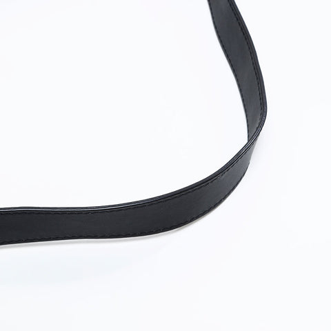 Salvatore Ferragamo Gancini One Shoulder Bag in Leather Shoulder Bag black WS20807