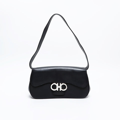 Salvatore Ferragamo Gancini One Shoulder Bag in Leather Shoulder Bag black WS20807