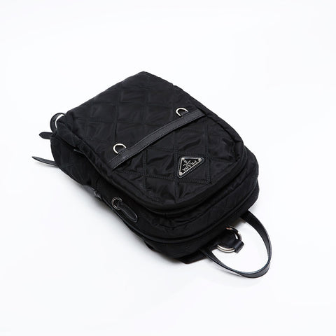 PRADA Nylon quilting Backpack Â· Daypack black WS20835