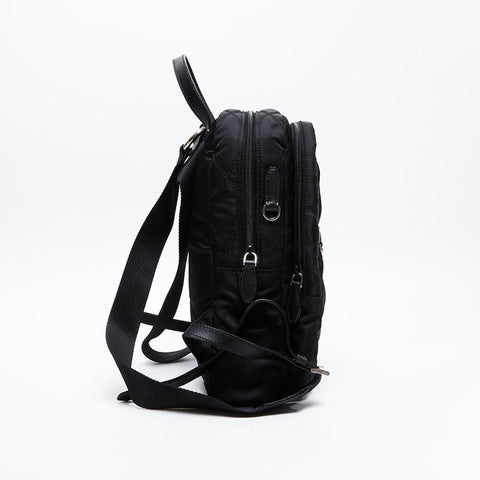 PRADA Nylon quilting Backpack Â· Daypack black WS20835