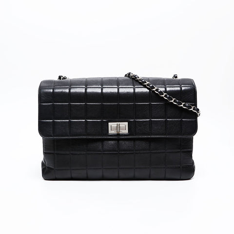 CHANEL 10th series 2005-2006 Chocolate bar lambskin matelasse Chain Shoulder Bag black WS20850