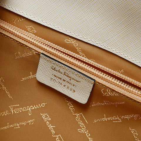 Salvatore Ferragamo Top handle leather 2way Gancini Shoulder Bag white WS20864