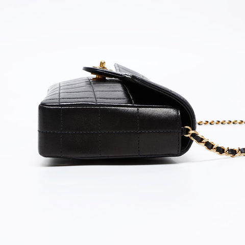 CHANEL No.6 Chocolate Bar Lambskin 2000-2002 Shoulder Bag black WS20867