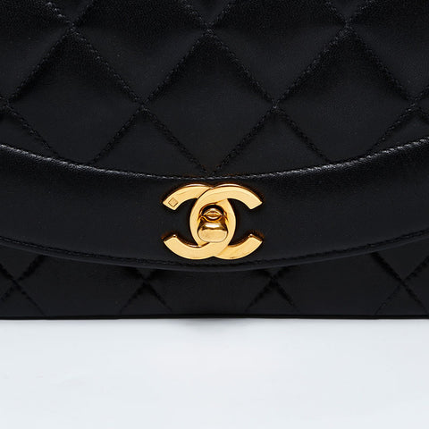 CHANEL No.4 Diana 1996-1997 Lambskin Matelasse Shoulder Bag black WS20870