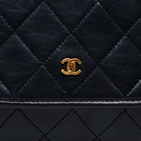 CHANEL 1980s-1990s Lambskin Pouch Chain Shoulder Bag black WS20877
