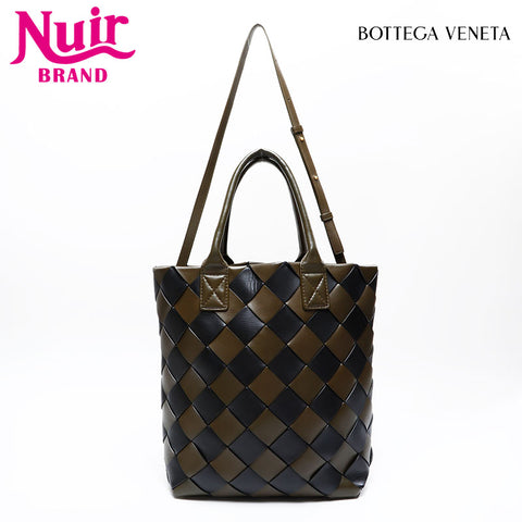 BOTTEGAVENETA Maxi INTRECCIATO Handbag black WS20888