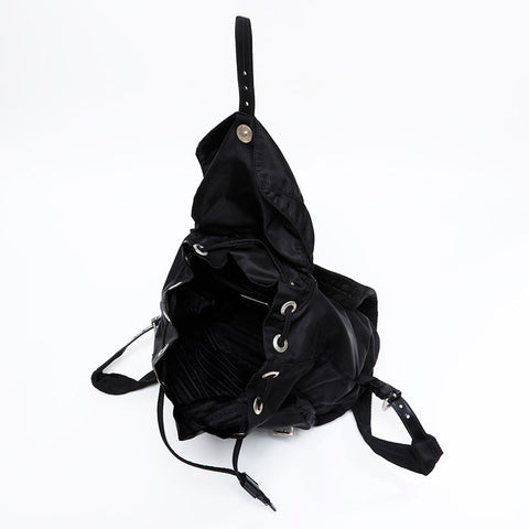 PRADA Nylon triangle logo Backpack Â· Daypack black WS20940