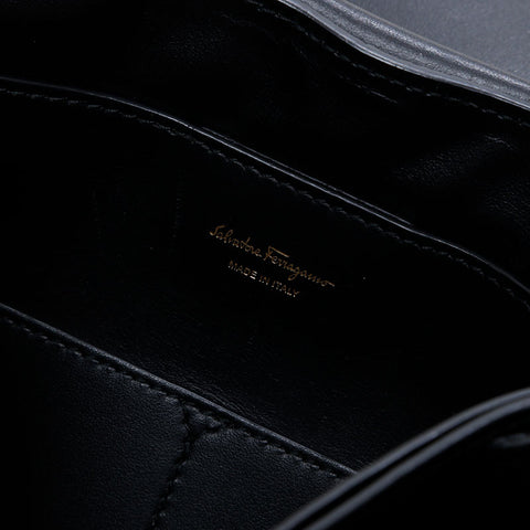 Salvatore Ferragamo Leather Gancini Shoulder Bag black WS20968