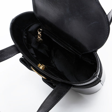 Salvatore Ferragamo Vara Leather Handbag black WS20990