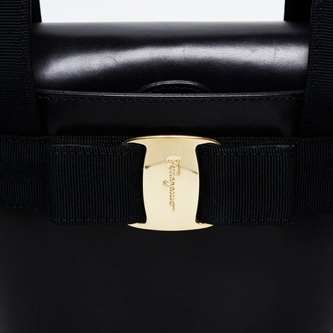 Salvatore Ferragamo Vara Leather Handbag black WS20990