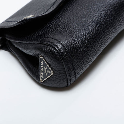 PRADA 1997FW Loop Leather Ring Shoulder Bag black WS21022