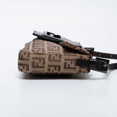 FENDI Mini Mamma Bucket Zucchino Handbag beige WS21066