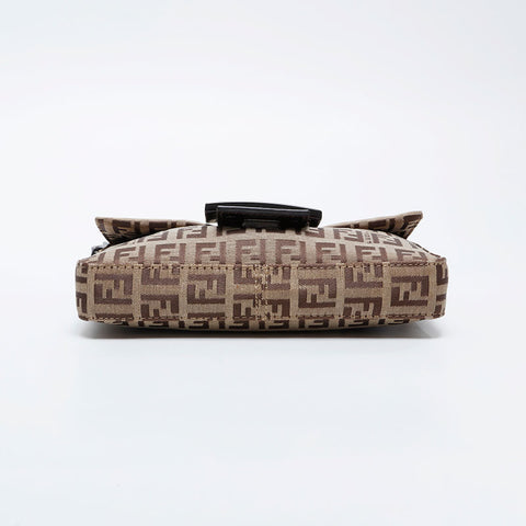 FENDI Mini Mamma Bucket Zucchino Handbag beige WS21066
