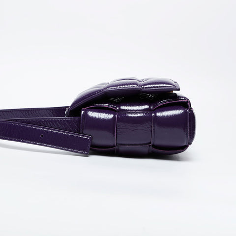 BOTTEGAVENETA Padded Cassette in Patent Leather Shoulder Bag purple WS21106