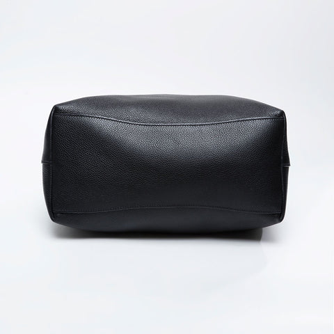 PRADA Logo embossed leather Shoulder Bag black WS21135