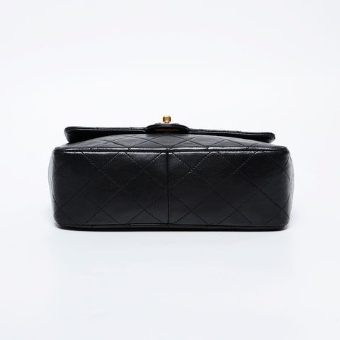 香奈儿（Chanel No. 1）1989-1991 Mini Matelasse Lambskin 7.9“连锁肩袋黑色WS21140