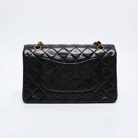 香奈儿第3号1994-1996 Lambskin Matelasse 9.8“双襟翼肩带黑色WS21195