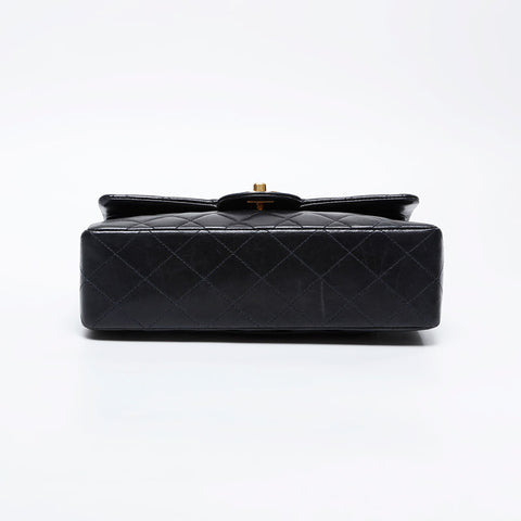 Chanel No. 6 2000-2002 Matelasse 9.1“双襟翼羊皮肩袋黑色WS21197