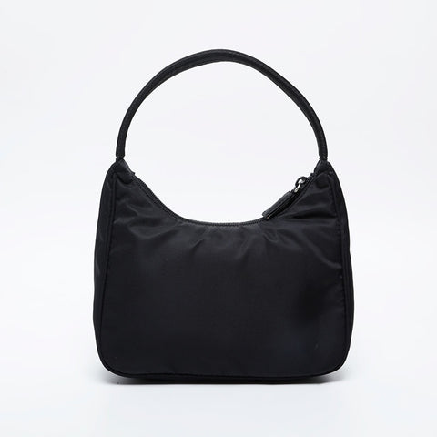 Prada Nylon Hobo手提包黑色WS21210