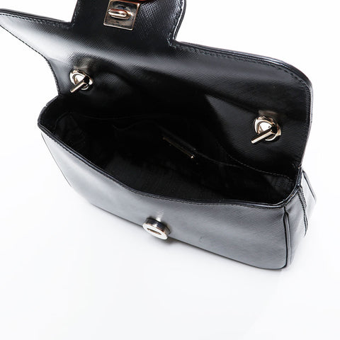 Salvatore Ferragamo Leather Chain Shoulder Bag black WS21237