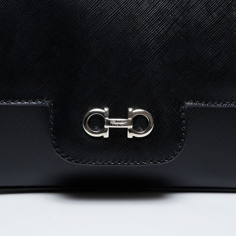 Salvatore Ferragamo Leather Chain Shoulder Bag black WS21237