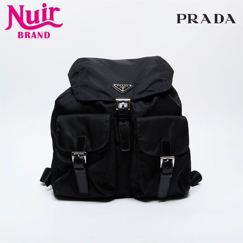 PRADA Nylon triangle logo Backpack Â· Daypack black WS21238