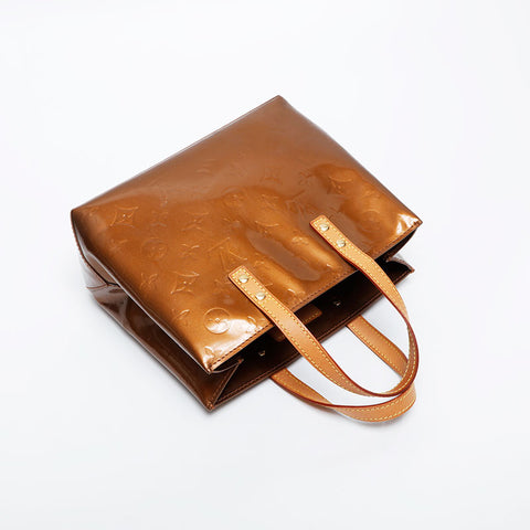 LOUIS VUITTON 2002 Monogram Vernis Lead PM Handbag gold WS21253