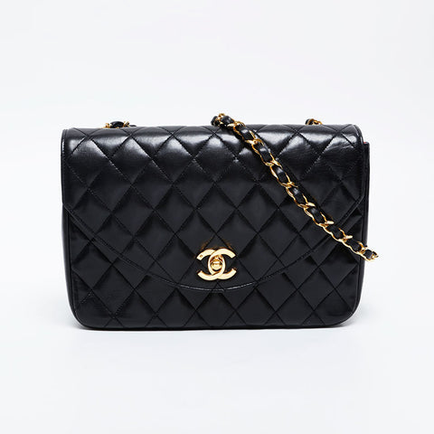 CHANEL 0 Series 1986-1989 Lambskin Chain Flap Matelasse Shoulder Bag black WS21257