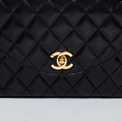 CHANEL 0 Series 1986-1989 Lambskin Chain Flap Matelasse Shoulder Bag black WS21257