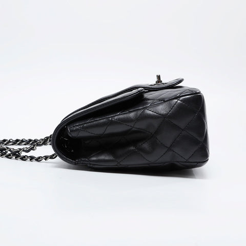 CHANEL 21st Series 2015-2016 Lambskin Chain Matelasse Flap Elementary Chic Shoulder Bag black WS21258