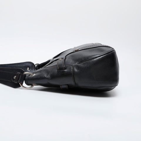 Salvatore Ferragamo Leather one belt with studs Shoulder Bag black WS21265