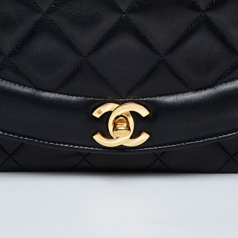 CHANEL No. 2 1991-1994 Diana Matelasse Chain Lambskin Shoulder Bag black WS21326