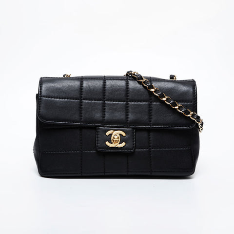 CHANEL No. 7 2002-2003 Chocolate Bar Chain Shoulder Bag black WS21329