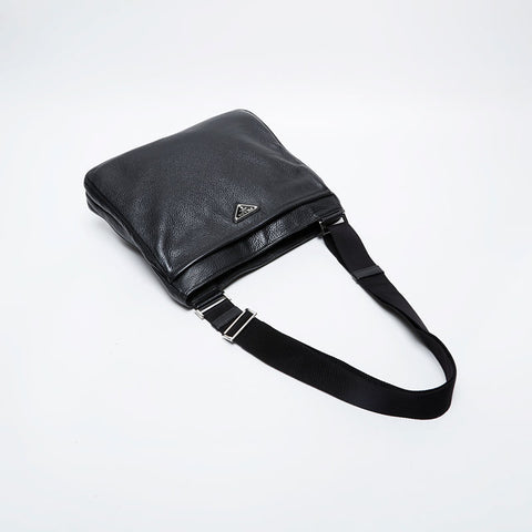PRADA leather Shoulder Bag black WS21346