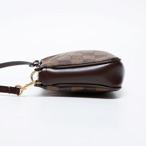 LOUIS VUITTON Damier Pochette (2004) Handbag Brown WS21362