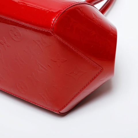 LOUIS VUITTON 2010 Monogram Vernis Sherwood PM Shoulder Bag Red WS21363