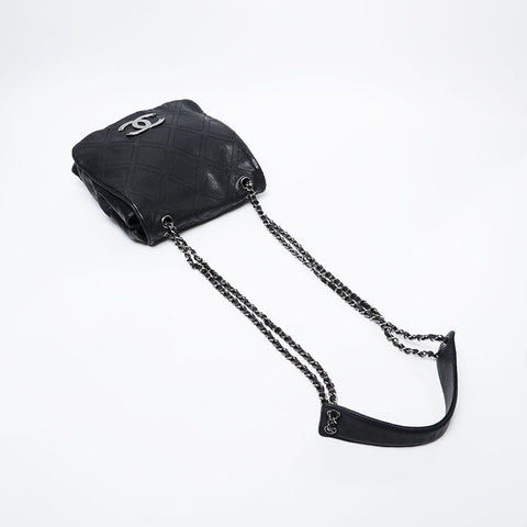 CHANEL 10 series 2005-2006 COCO Mark Caviar Shoulder Bag black WS21365