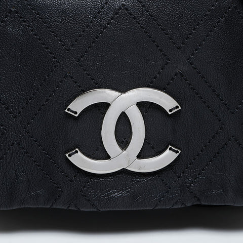 CHANEL 10 series 2005-2006 COCO Mark Calfskin Shoulder Bag black WS21365